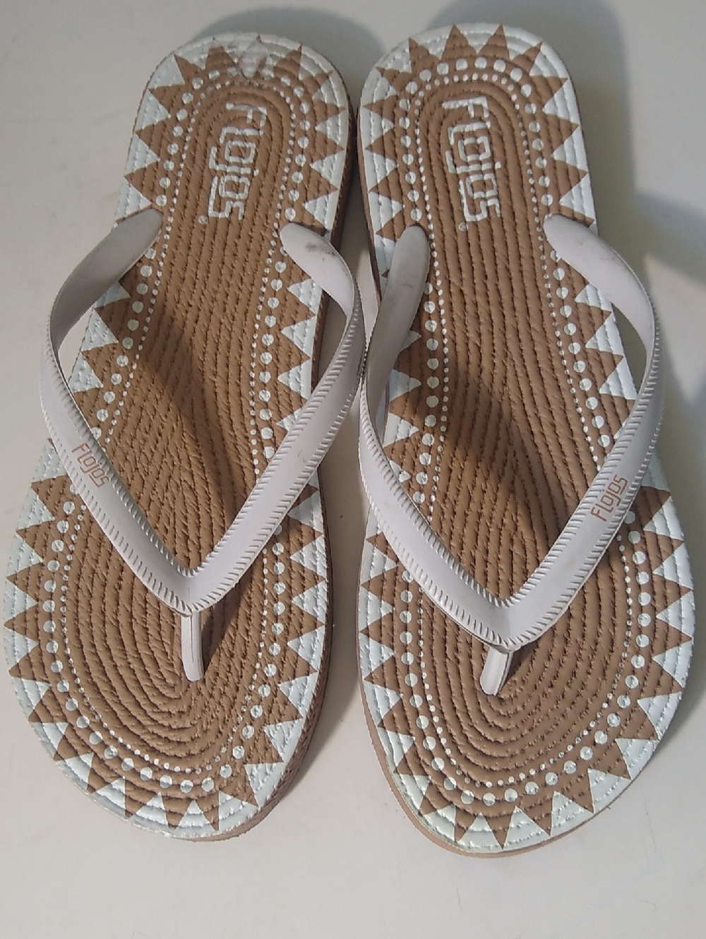 Flojos White-Strap Tan Pattern Flip Sandals